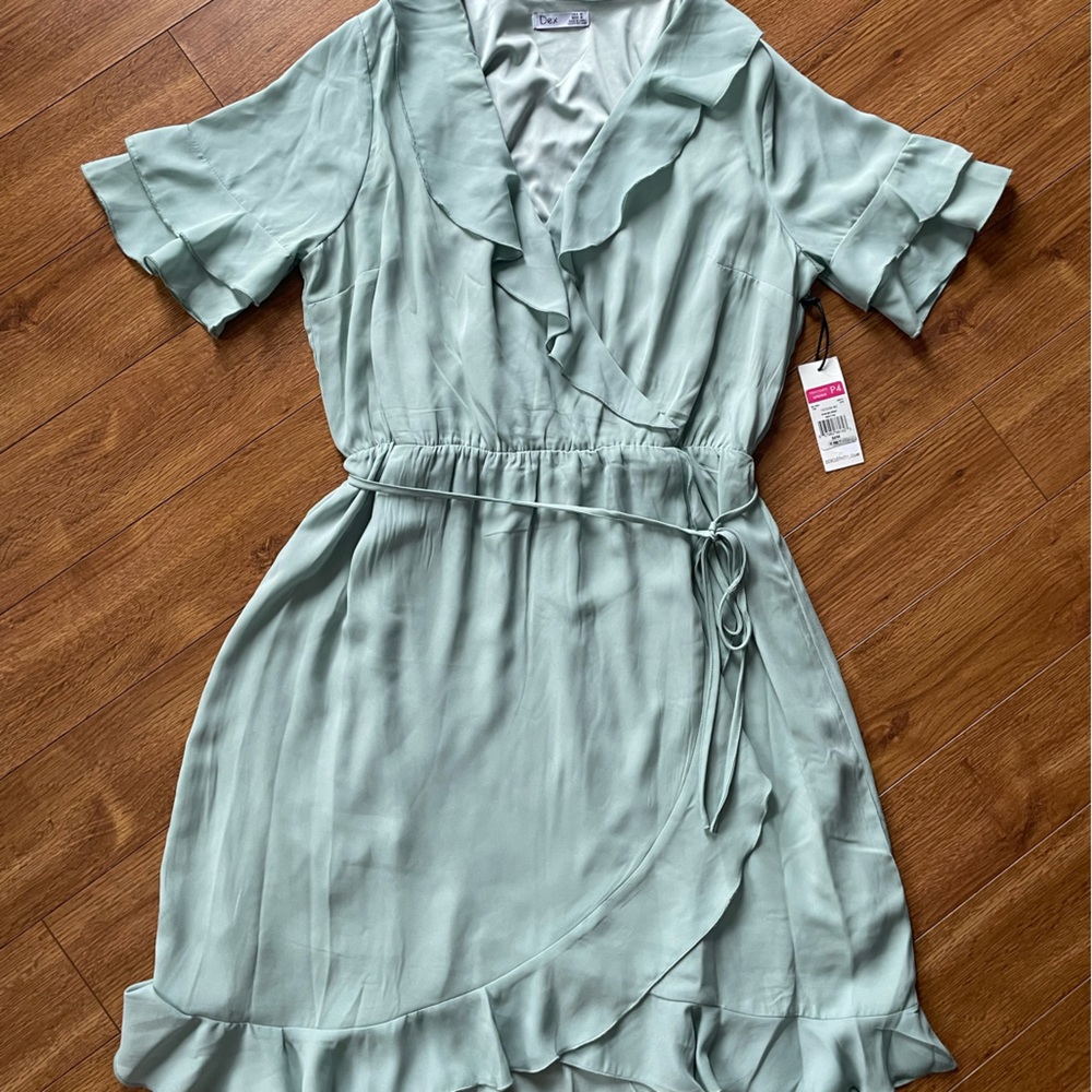 NWT - Dex Dress